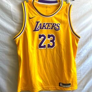 Lebron James Lakers jersey. Basket ball. Excellent condition. Used